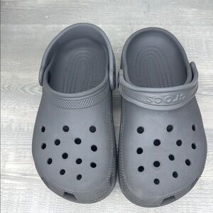 CROCS Gray Water Shoes with Ventilation and Heel Strap